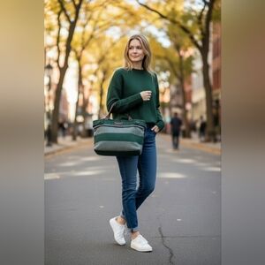 Kate Spade STORYBOOK Beantown Green Stripe Quinn Wool Tote Bag - EUC